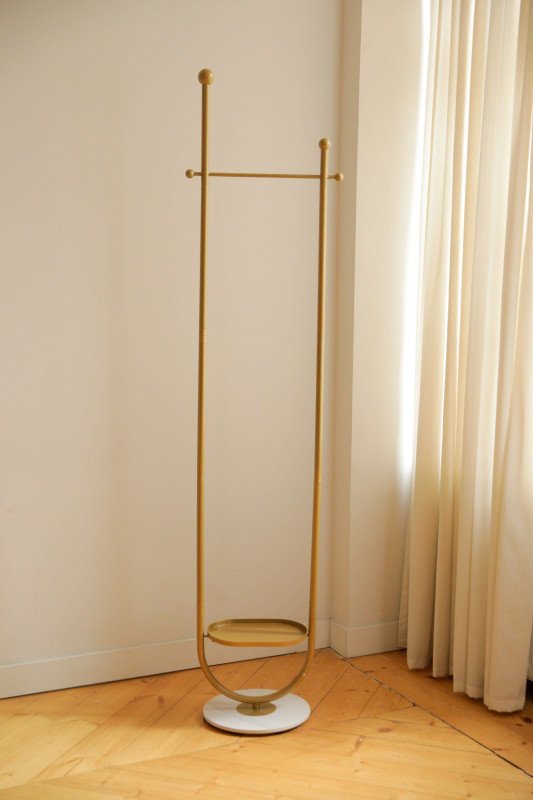 Forma Clothes Standing Hanger — HG25-GW
